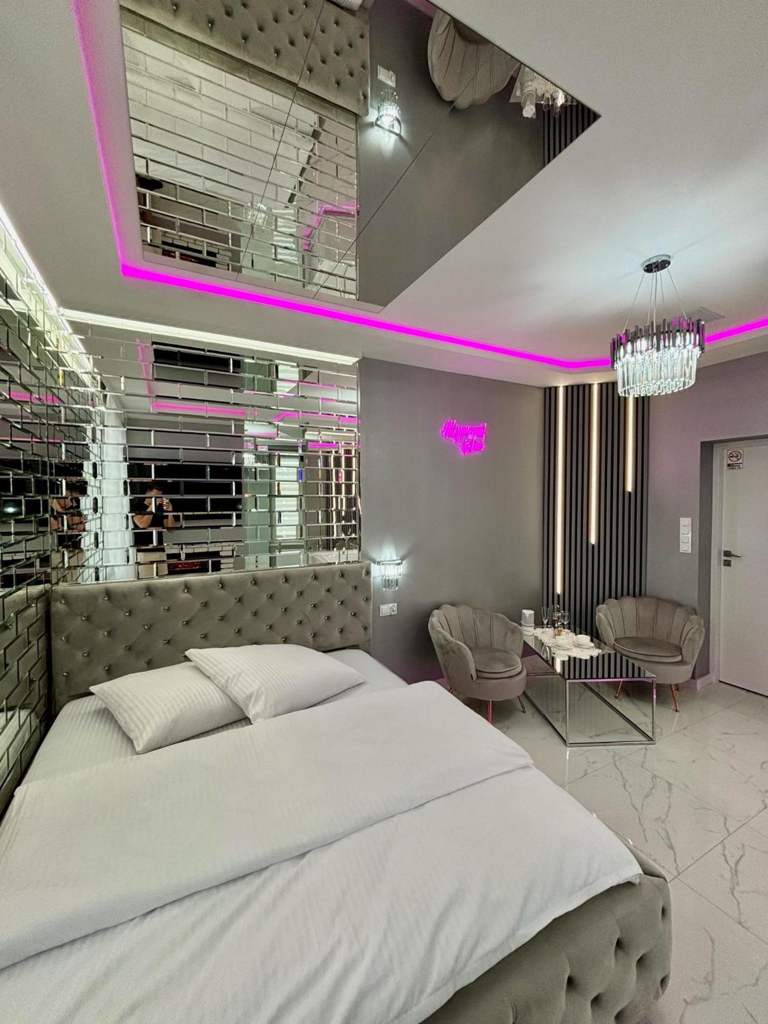 Apartament "Prezydencki Deluxe" Centrum Z Duza Wanna Dla Dwojga Gniezno Dış mekan fotoğraf