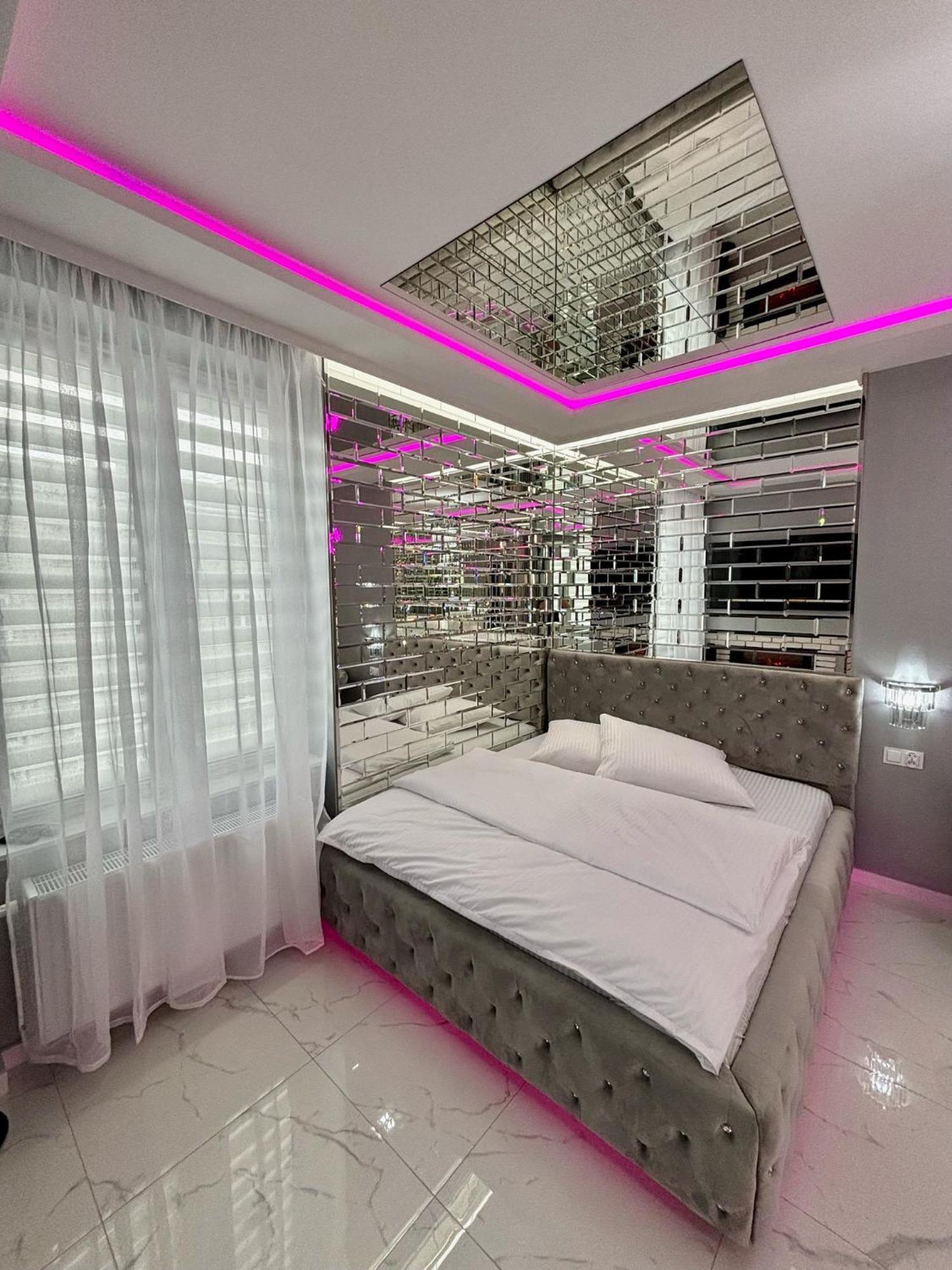 Apartament "Prezydencki Deluxe" Centrum Z Duza Wanna Dla Dwojga Gniezno Dış mekan fotoğraf